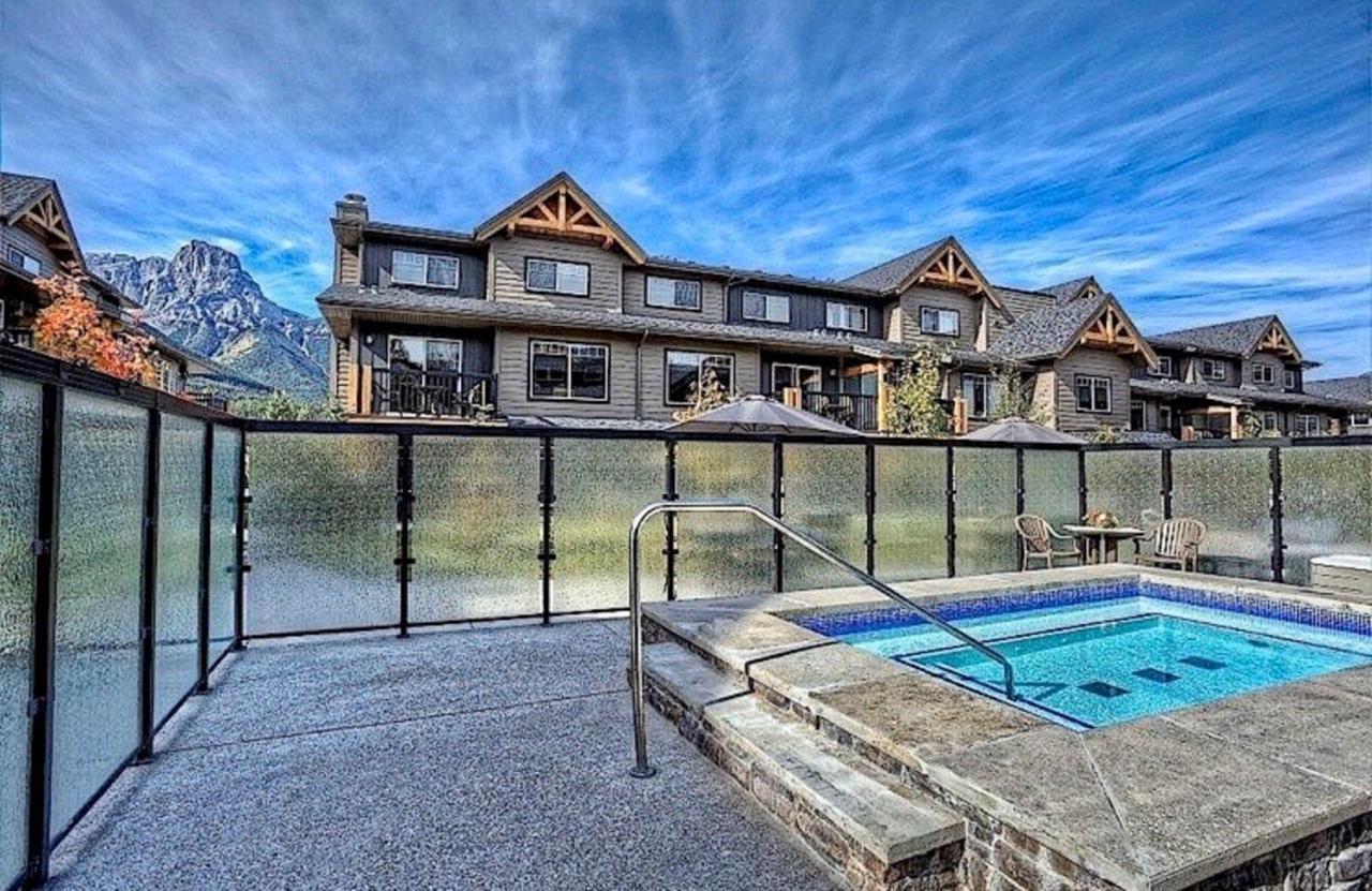 Copperstone Resort - Mountain View 2 Bedroom Condo Canmore Eksteriør bilde