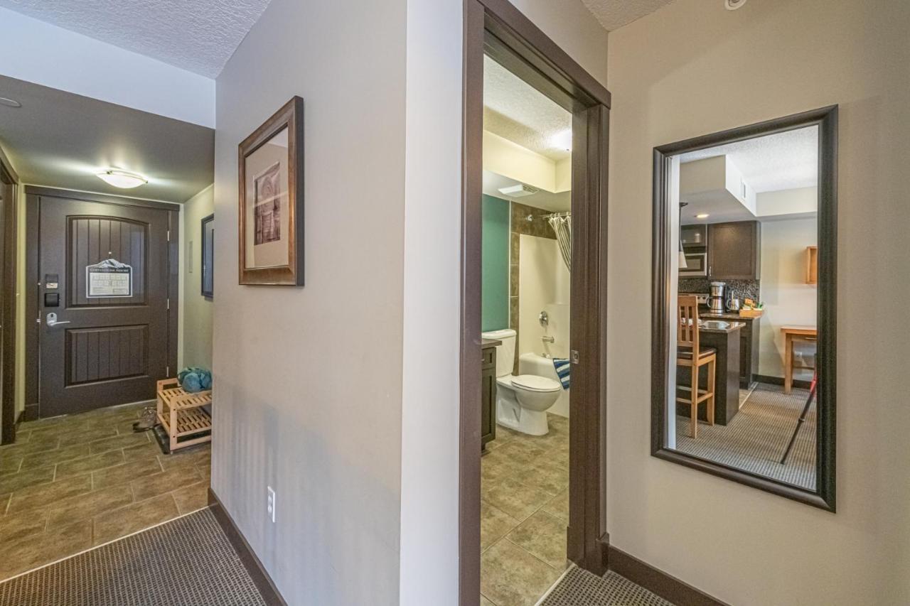 Copperstone Resort - Mountain View 2 Bedroom Condo Canmore Eksteriør bilde